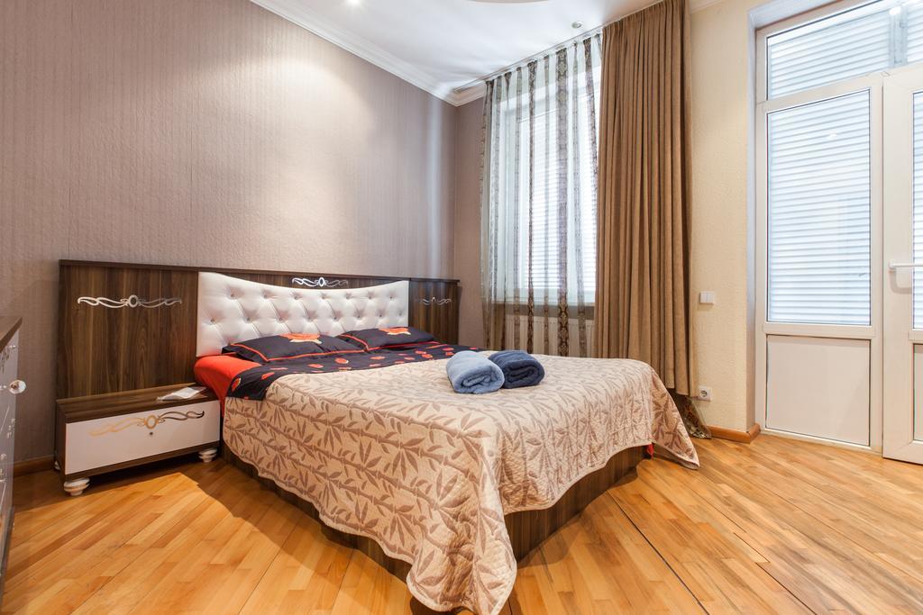 Sweet Home Apartment Тбилиси Номер фото