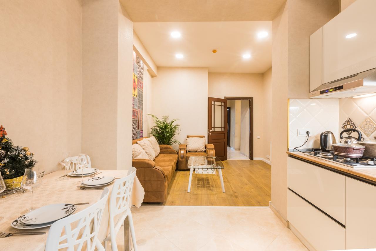 Sweet Home Apartment Тбилиси Экстерьер фото