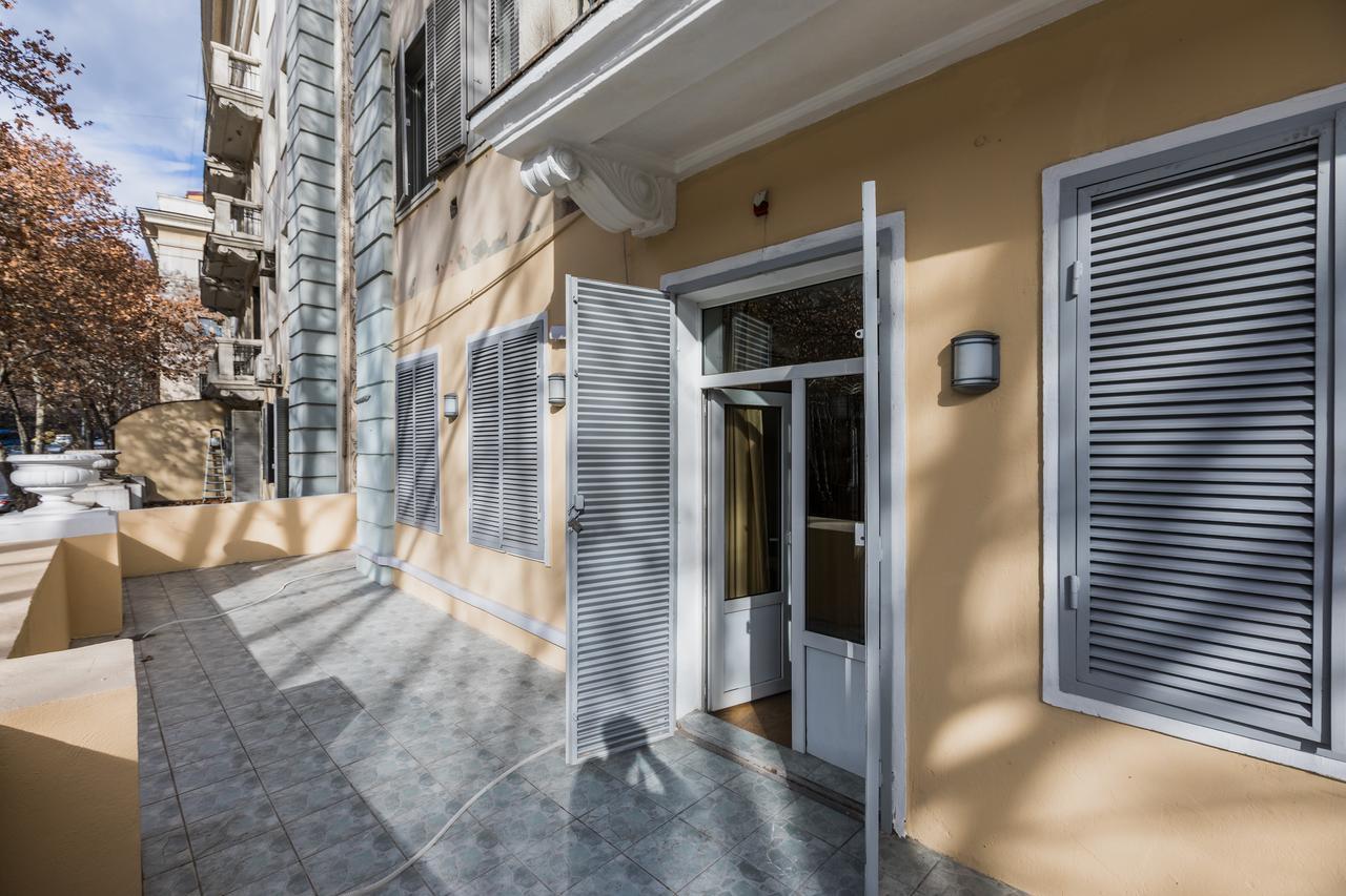 Sweet Home Apartment Тбилиси Экстерьер фото